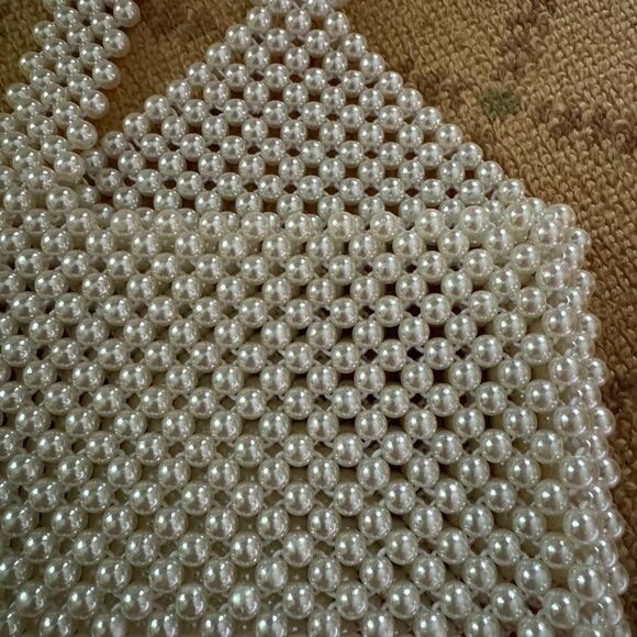 Red Berry Fashion white pearl cropped tank top NWT S - Picture 9 of 9